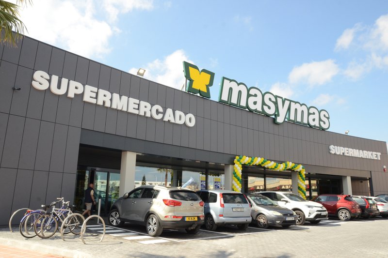 Supermercats masymas estrena un nou concepte més confortable i modern amb el nou establiment de Xàbia Supermercats masymas estrena un nou concepte més confortable i modern amb el nou establiment de Xàbia