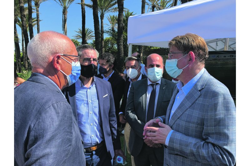 El Consell pone sobre la mesa la colaboración público-privada para el Tren de la Costa El Consell pone sobre la mesa la colaboración público-privada para el Tren de la Costa