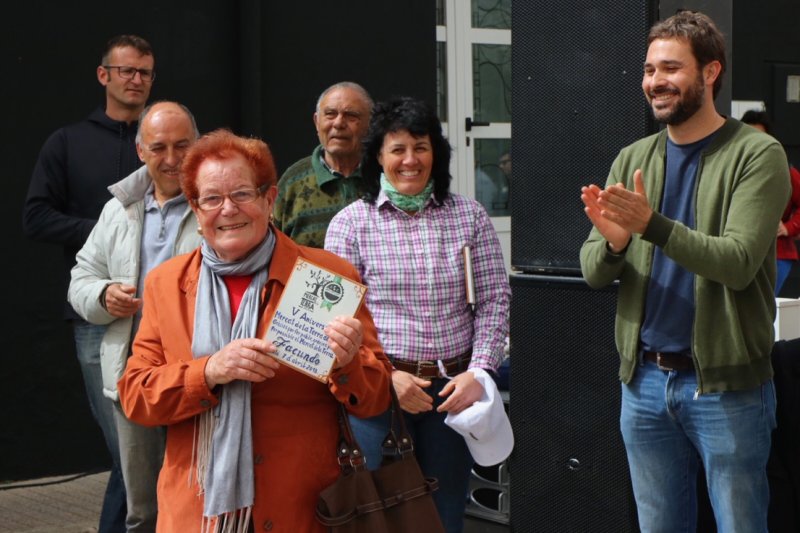 El Mercat de la Terra de Xaló homenatja als col·laboradors en el cinquè aniversari El Mercat de la Terra de Xaló homenatja als col·laboradors en el cinquè aniversari