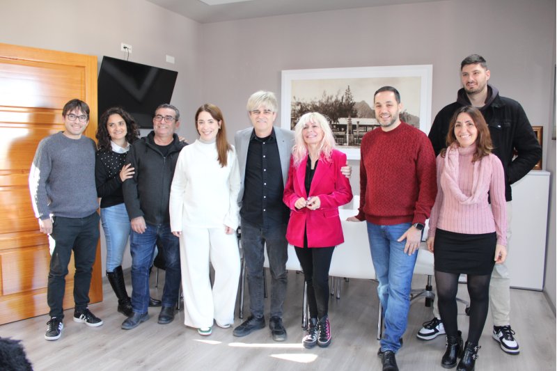 Nebulossa recala a l’Ajuntament d’Ondara abans del Benidorm Fest Nebulossa recala a l’Ajuntament d’Ondara abans del Benidorm Fest