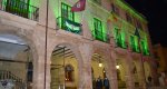 Iluminación verde en el Ayuntamiento de Dénia para conmemorar el Día de Andalucía  Iluminación verde en el Ayuntamiento de Dénia para conmemorar el Día de Andalucía