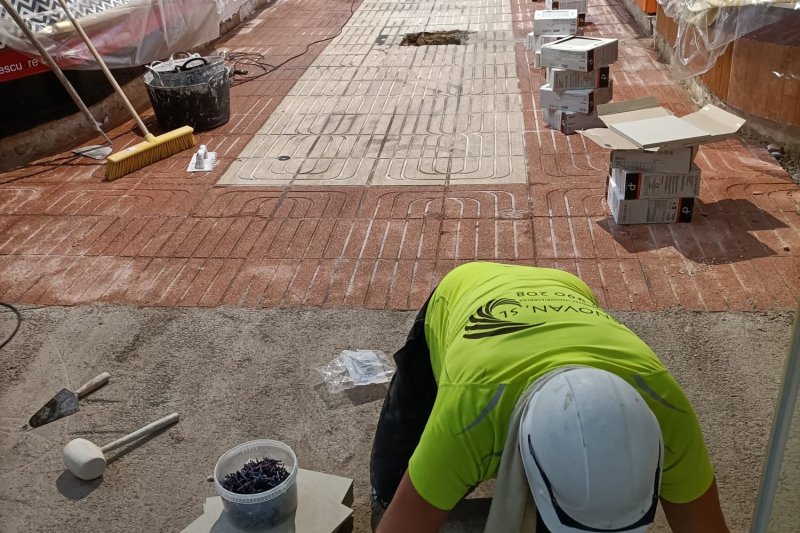 La clientela del Mercat de Dénia cae en picado por las obras  La clientela del Mercat de Dénia cae en picado por las obras