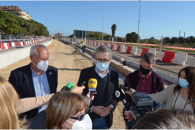 El tram llegará a Gata el año que viene pero no volverá a Dénia hasta 2023 El tram llegará a Gata el año que viene pero no volverá a Dénia hasta 2023