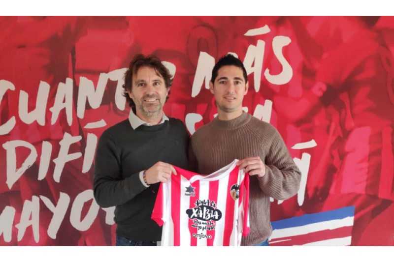 Julio Ivorra toma las riendas del primer equipo del CD Jávea Julio Ivorra toma las riendas del primer equipo del CD Jávea