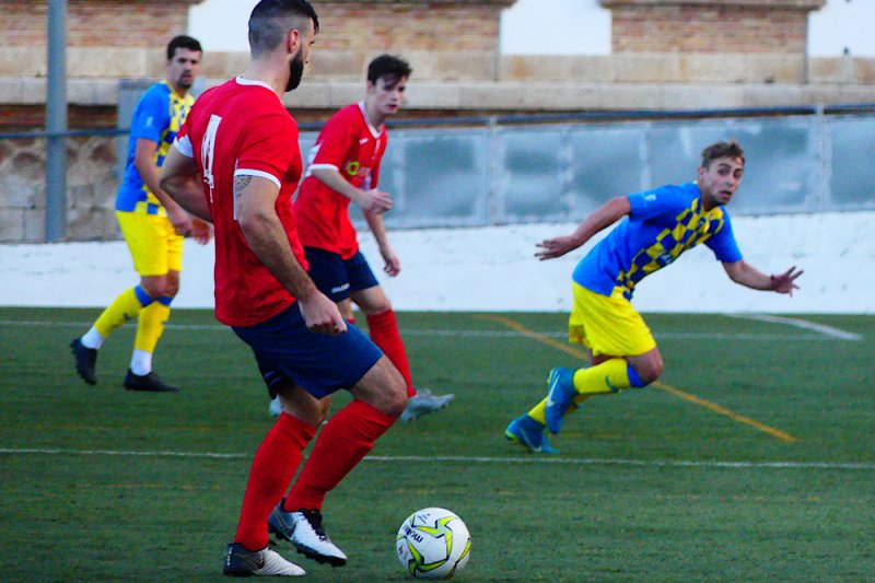 Regional Preferente: El Pego da una lección de contraataque en el derbi contra el Dénia (3-0) Regional Preferente: El Pego da una lección de contraataque en el derbi contra el Dénia (3-0)