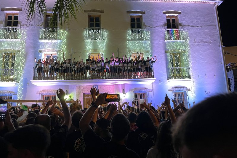 El pregó i la penjada del quadre de Sant Jaume donen l’eixida a la represa de les festes populars d’Ondara sense restriccions El pregó i la penjada del quadre de Sant Jaume donen l’eixida a la represa de les festes populars d’Ondara sense restriccions