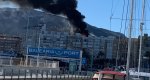 El incendio en dos edificios de Dénia obliga a desalojar a decenas de vecinos   El incendio en dos edificios de Dénia obliga a desalojar a decenas de vecinos