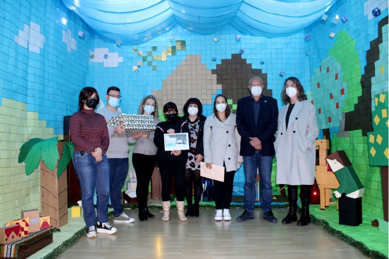 El colegio Cervantes gana el concurso escolar de belenes de Dénia  El colegio Cervantes gana el concurso escolar de belenes de Dénia