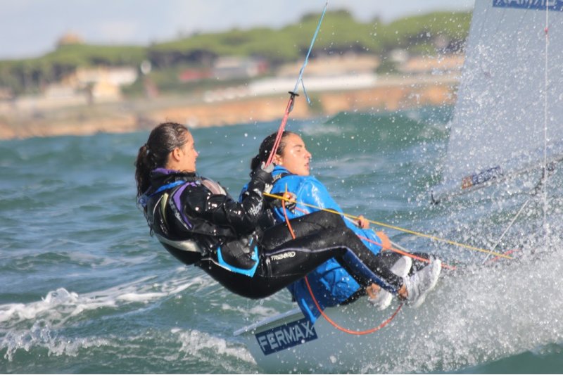 Julia Miñana y Silvia Sebastia, del CN Jávea, se proclaman campeonas de España 420 juvenil   Julia Miñana y Silvia Sebastia, del CN Jávea, se proclaman campeonas de España 420 juvenil