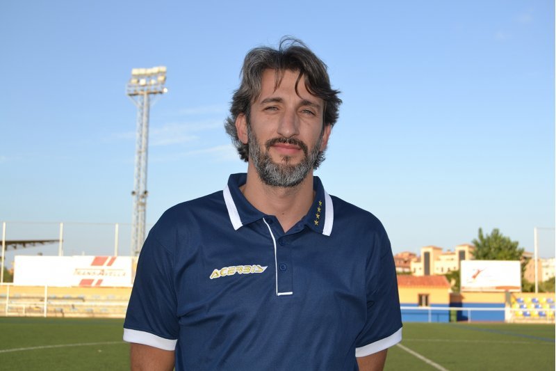 Fútbol Preferente: Juan Carlos Signes no seguirá como entrenador del Dénia la próxima temporada Fútbol Preferente: Juan Carlos Signes no seguirá como entrenador del Dénia la próxima temporada