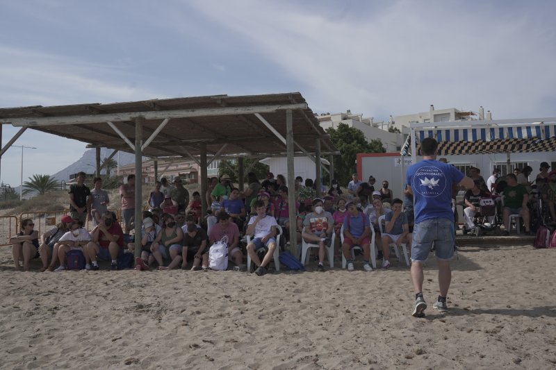Dénia conmemora el Día Mundial de los Océanos con la suelta de tres tortugas recuperadas en el Oceanogràfic Dénia conmemora el Día Mundial de los Océanos con la suelta de tres tortugas recuperadas en el Oceanogràfic