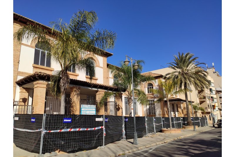 Pego reconvierte el antiguo colegio Cervantes en biblioteca municipal Pego reconvierte el antiguo colegio Cervantes en biblioteca municipal