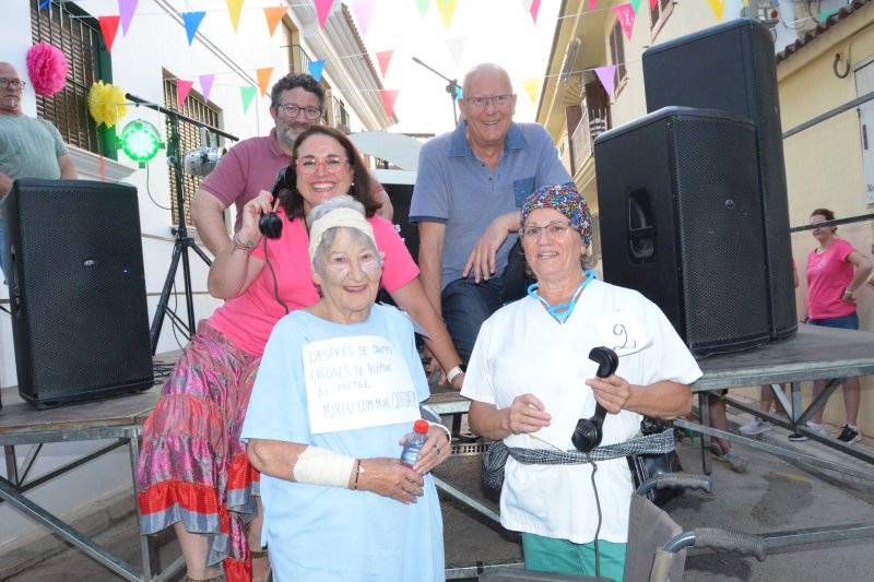 Las críticas a la sanidad, el Rey Emérito y la subida de la gasolina triunfan en la Dansà Grotesca Las críticas a la sanidad, el Rey Emérito y la subida de la gasolina triunfan en la Dansà Grotesca