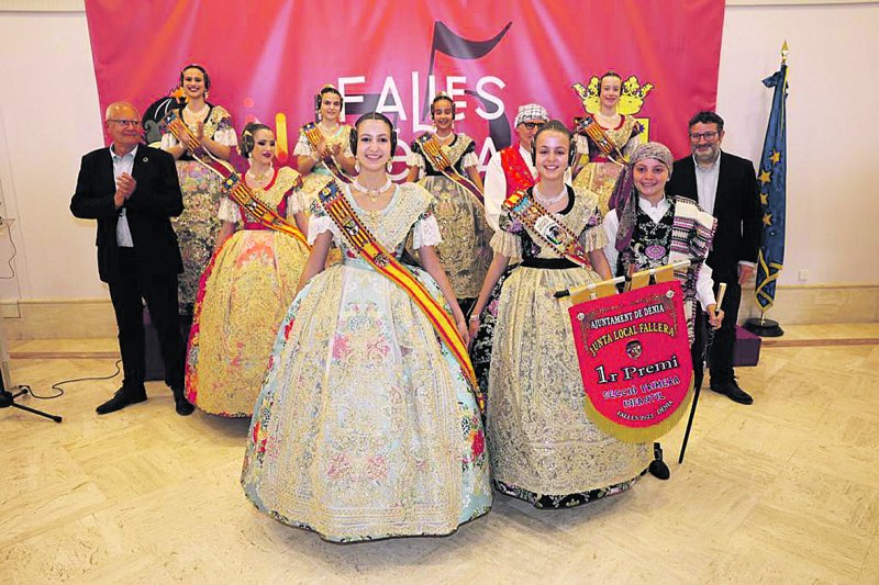 Centro guanya els dos primers premis de les falles del 75 aniversari Centro guanya els dos primers premis de les falles del 75 aniversari
