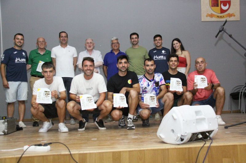 Félix II i Sala s’imposen a la categoria d’or del trofeu Cavall Verd que homenatge a les llegendes de la pilota de Murla Félix II i Sala s’imposen a la categoria d’or del trofeu Cavall Verd que homenatge a les llegendes de la pilota de Murla