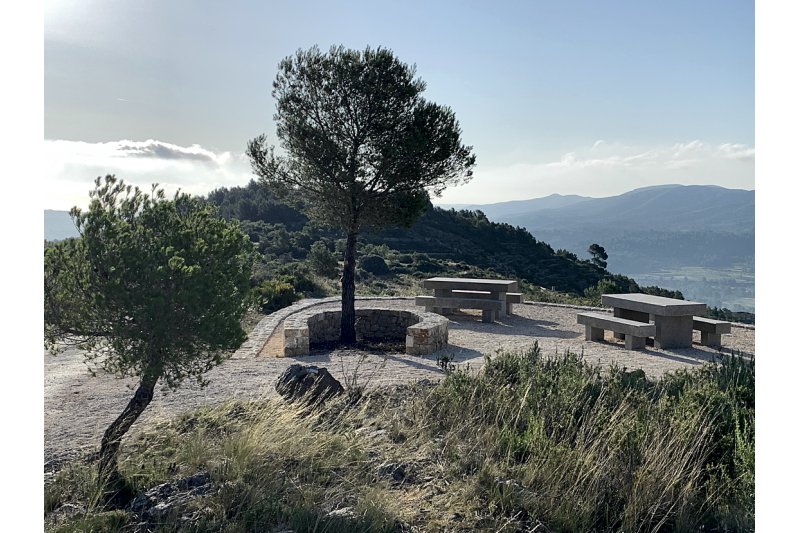 El Pla de l’Era de Pedreguer es reinventa com a mirador  El Pla de l’Era de Pedreguer es reinventa com a mirador