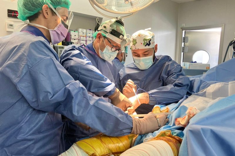 Abordaje Anterior Directo de Cadera: una técnica quirúrgica avanzada en la artroplastia de cadera Abordaje Anterior Directo de Cadera: una técnica quirúrgica avanzada en la artroplastia de cadera