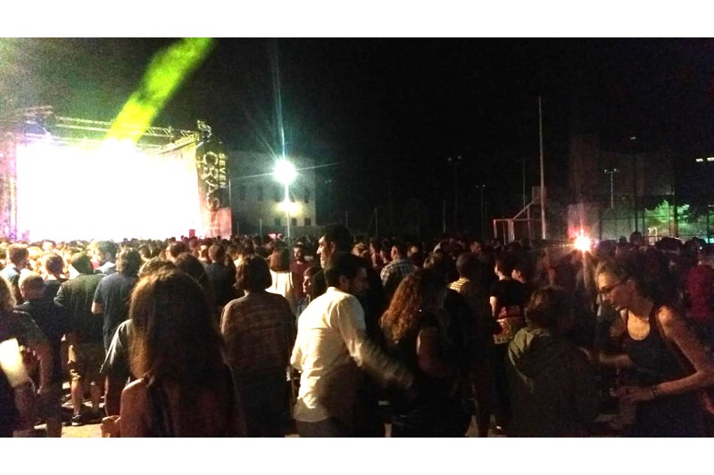 El Ràfol d’Almúnia: Reggae, ska, rap, folk, rock i indie obrin el segon lustre del Barcella Fest El Ràfol d’Almúnia: Reggae, ska, rap, folk, rock i indie obrin el segon lustre del Barcella Fest