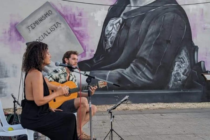 Los conciertos de verano y las rutas guiadas revalorizan los espacios urbanos de Pego de cara al turismo Los conciertos de verano y las rutas guiadas revalorizan los espacios urbanos de Pego de cara al turismo