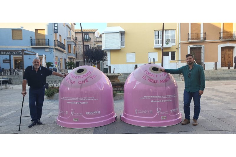 El Ayuntamiento de Pego se suma a la campaña de reciclaje de vidrio contra el cáncer El Ayuntamiento de Pego se suma a la campaña de reciclaje de vidrio contra el cáncer