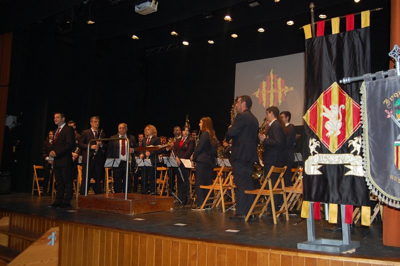 Vicent Miralles es presentat com a capità 2020 dels Almogàvers a un Mig Any pegolí renovat Vicent Miralles es presentat com a capità 2020 dels Almogàvers a un Mig Any pegolí renovat