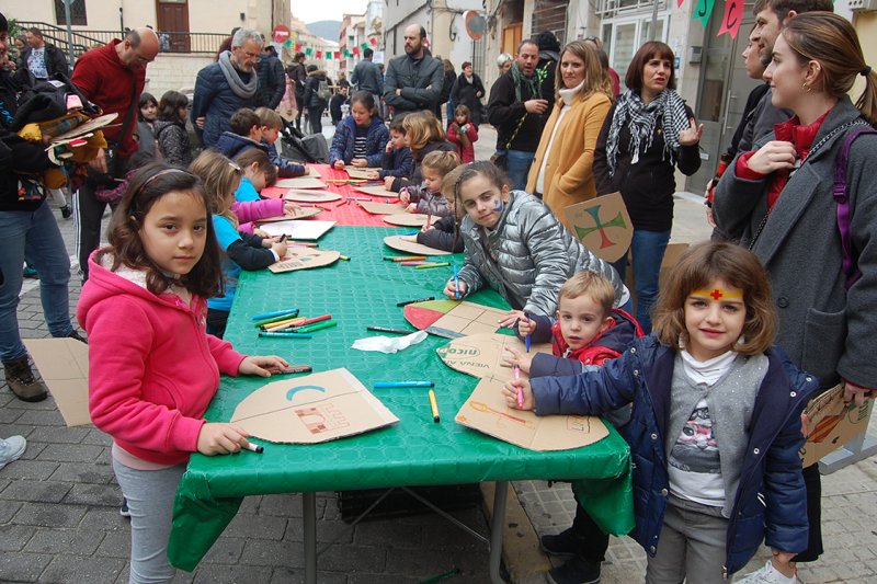 Vicent Miralles es presentat com a capità 2020 dels Almogàvers a un Mig Any pegolí renovat Vicent Miralles es presentat com a capità 2020 dels Almogàvers a un Mig Any pegolí renovat