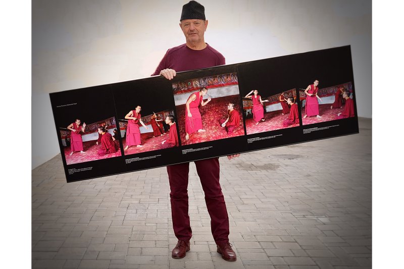 John Lillie, figuras sin paisajes  John Lillie, figuras sin paisajes