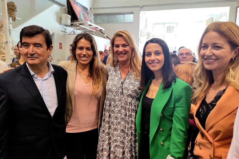 Inés Arrimadas apuesta por Susana Mut como alcaldable  Inés Arrimadas apuesta por Susana Mut como alcaldable