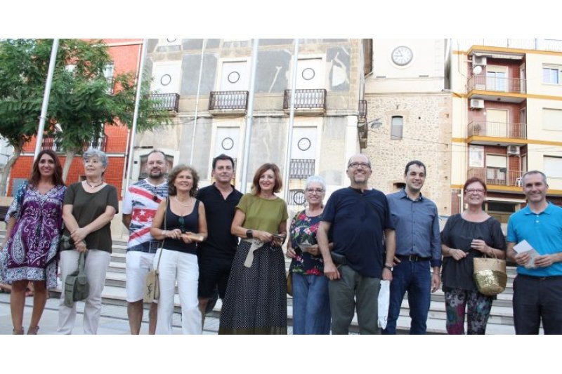 Nou intervencions eclèctiques fan del casc històric d'Ondara un fórum d'exhibició artística Nou intervencions eclèctiques fan del casc històric d'Ondara un fórum d'exhibició artística