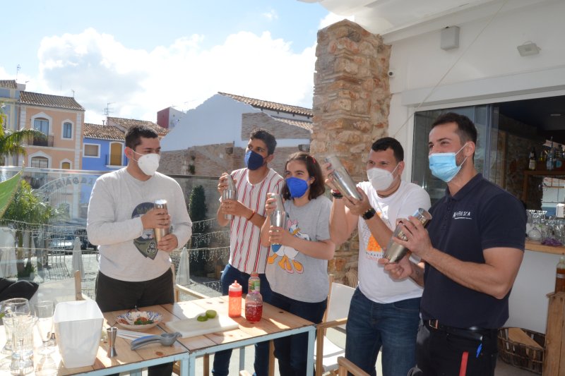 Cócteles que agitan capacidades Cócteles que agitan capacidades