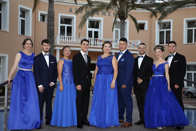 Música i coreografies ambienten la presentació de la comissió de festes 2019 d’El Verger Música i coreografies ambienten la presentació de la comissió de festes 2019 d’El Verger