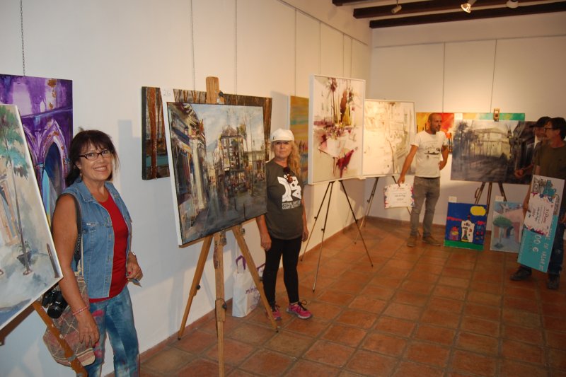 David Aguado guanya el concurs de pintura ràpida de Pego que organitza l’associació de comerciants David Aguado guanya el concurs de pintura ràpida de Pego que organitza l’associació de comerciants