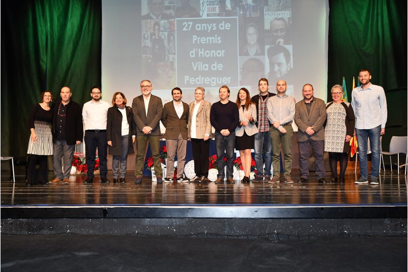 L’acte de lliurament dels Premis d’Honor de Pedreguer exalta la tasca dels guardonats L’acte de lliurament dels Premis d’Honor de Pedreguer exalta la tasca dels guardonats