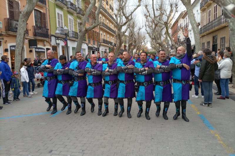 La fiesta de Moros i Cristians vuelve a las calles de Dénia La fiesta de Moros i Cristians vuelve a las calles de Dénia