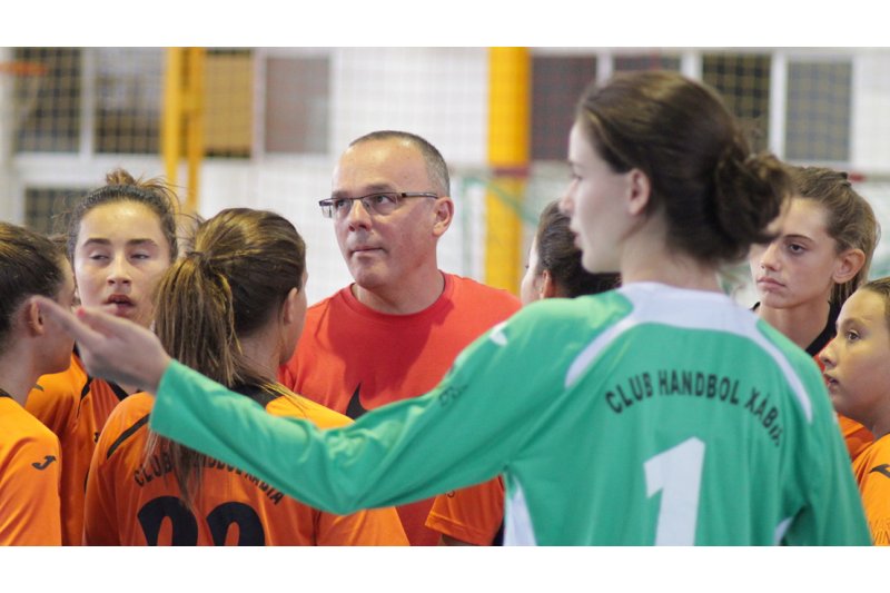 Pep Hierro lidera un club “amable” amb una filosofia basada en el treball,el respecte i l’aprenentatge des de la motivació i la democràcia Pep Hierro lidera un club “amable” amb una filosofia basada en el treball,el respecte i l’aprenentatge des de la motivació i la democràcia