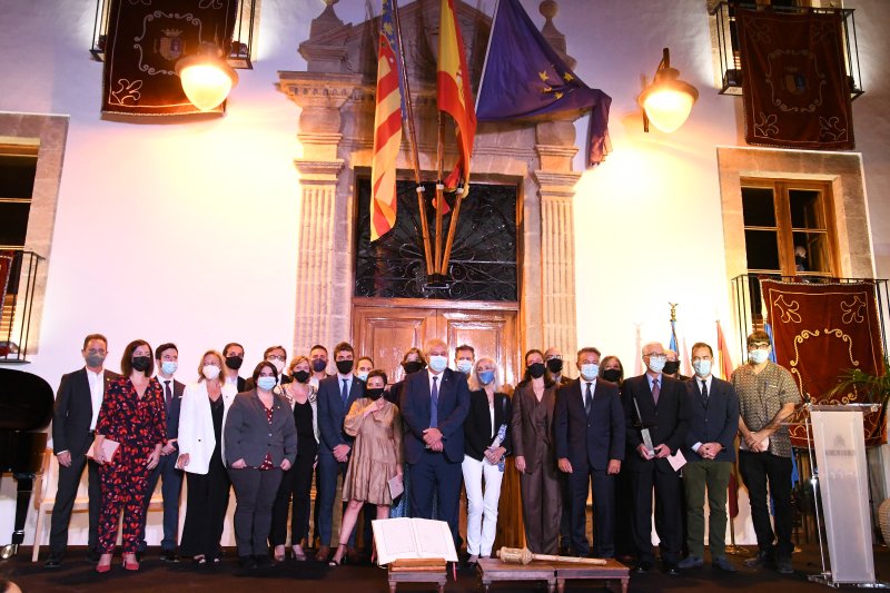 Xàbia reconoce a la Fundación Sorolla en la 25 edición de los premios del 9 d’Octubre Xàbia reconoce a la Fundación Sorolla en la 25 edición de los premios del 9 d’Octubre