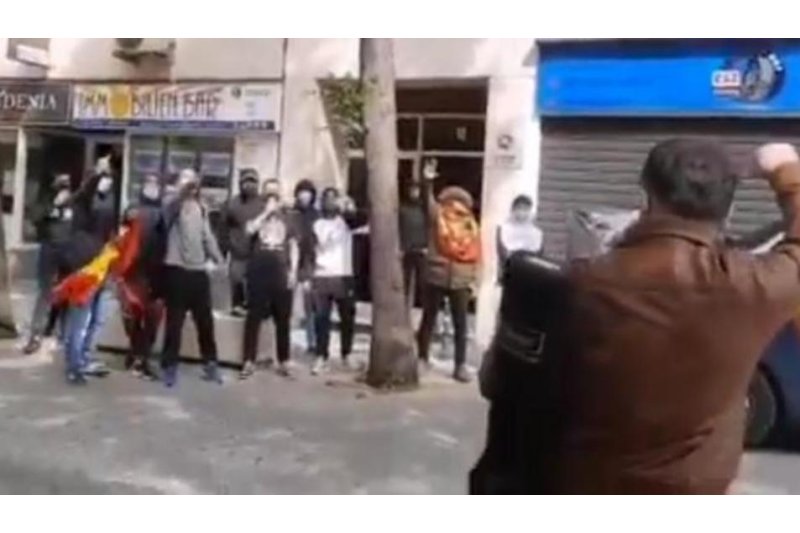 La consellera Garijo pedirá la identificación de los jóvenes que han exhibido simbología fascista La consellera Garijo pedirá la identificación de los jóvenes que han exhibido simbología fascista