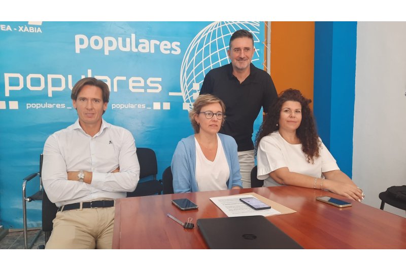 El PP de Xàbia suspende la gestión de los servicios durante el verano y pide a Chulvi que “deja de mirar a otro lado” El PP de Xàbia suspende la gestión de los servicios durante el verano y pide a Chulvi que “deja de mirar a otro lado”