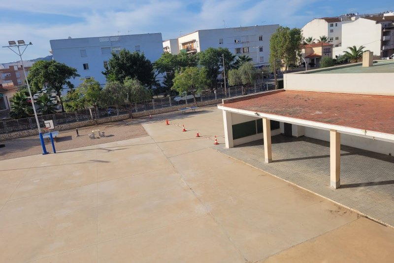 El Ayuntamiento de Ondara pone a punto los centros educativos para el inicio del curso  El Ayuntamiento de Ondara pone a punto los centros educativos para el inicio del curso