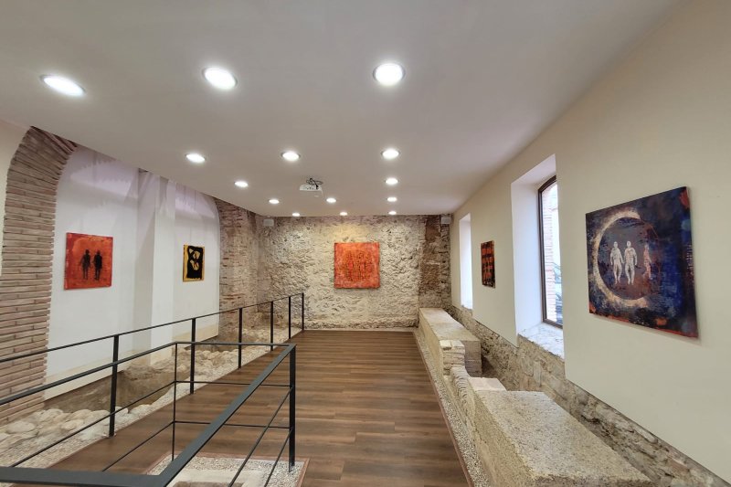 Ramón Company busca una salida del laberinto deshumanizado en la Torre de los Duques de Medinaceli de El Verger Ramón Company busca una salida del laberinto deshumanizado en la Torre de los Duques de Medinaceli de El Verger