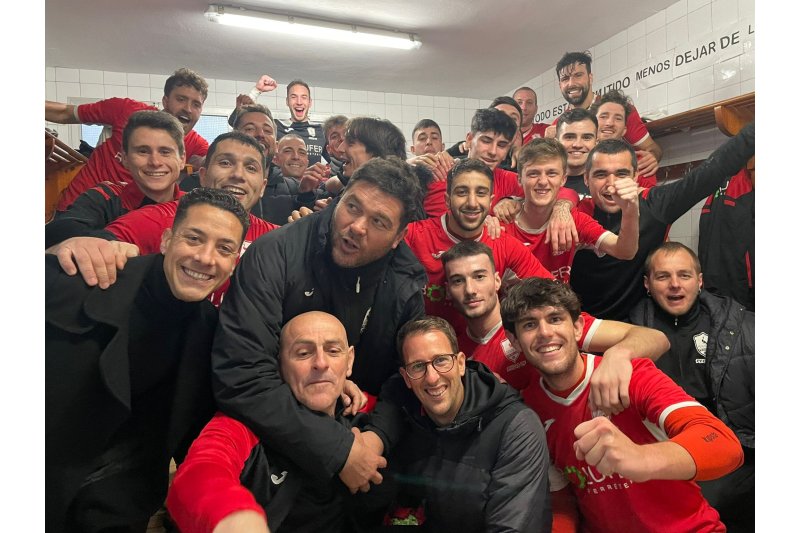 Primera Regional: El Orba frena al líder y el Pego gana por la mínima  Primera Regional: El Orba frena al líder y el Pego gana por la mínima