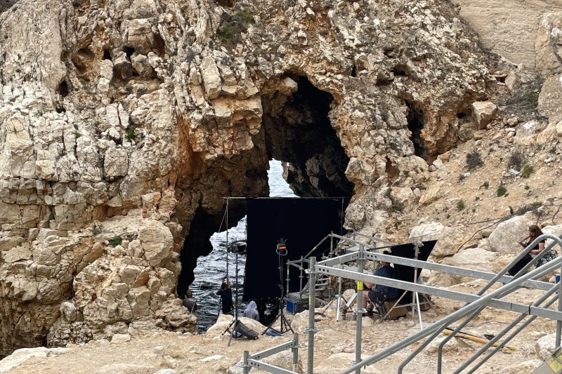 Alejandro Aménabar graba escenas de su último rodaje El Cautivo en la Cala del Moraig de Benitatxell Alejandro Aménabar graba escenas de su último rodaje El Cautivo en la Cala del Moraig de Benitatxell