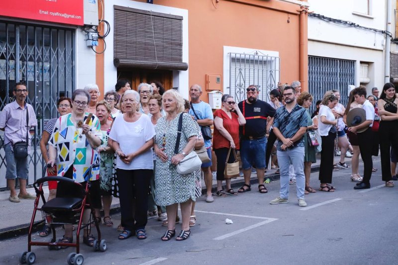 La muixeranga de Segària amenitza l’ofrena de les Festes dels Poblets La muixeranga de Segària amenitza l’ofrena de les Festes dels Poblets
