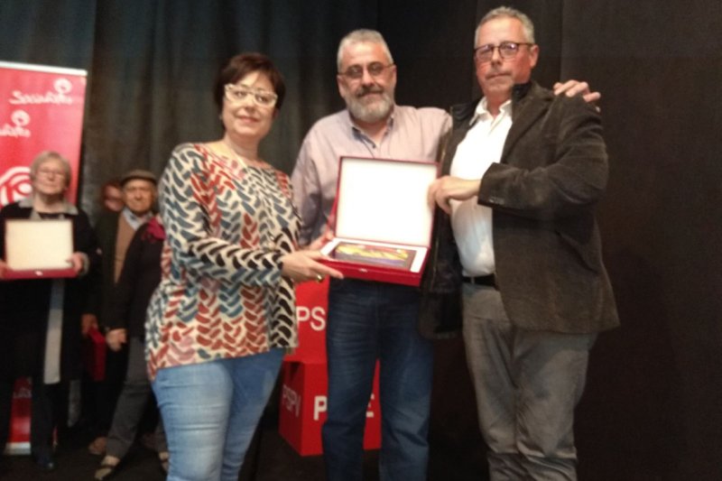 El PSPV de Pego commemora el 14 d’abril amb un homenatge als mantenidors de l’esperit republicà El PSPV de Pego commemora el 14 d’abril amb un homenatge als mantenidors de l’esperit republicà