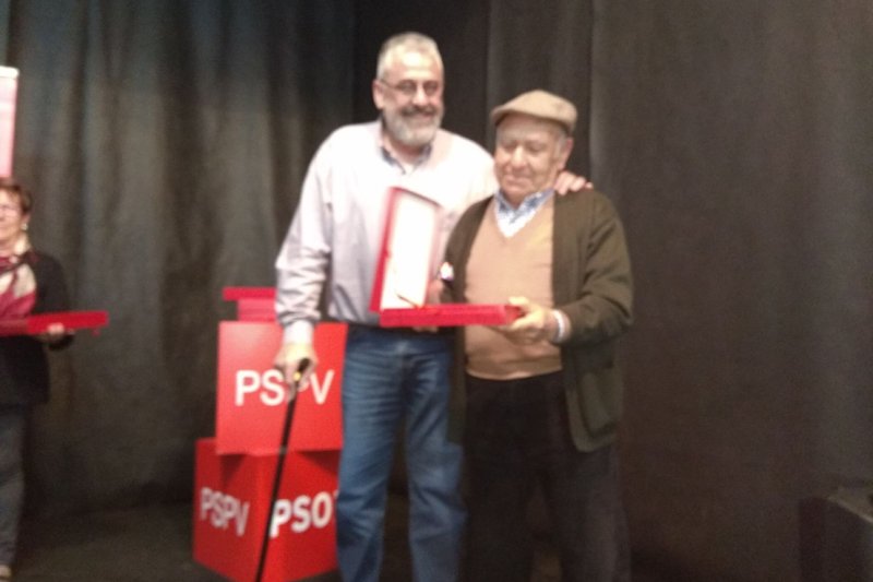 El PSPV de Pego commemora el 14 d’abril amb un homenatge als mantenidors de l’esperit republicà El PSPV de Pego commemora el 14 d’abril amb un homenatge als mantenidors de l’esperit republicà