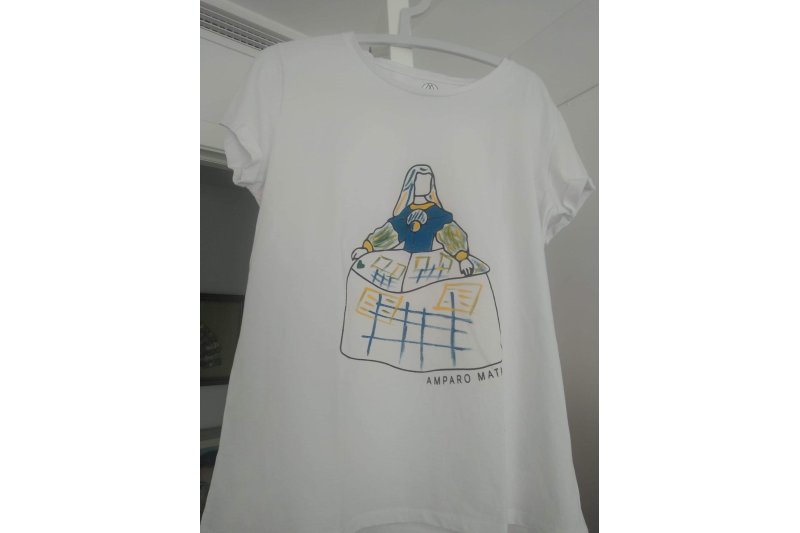 Camisetas solidarias a favor de Ucrania  Camisetas solidarias a favor de Ucrania