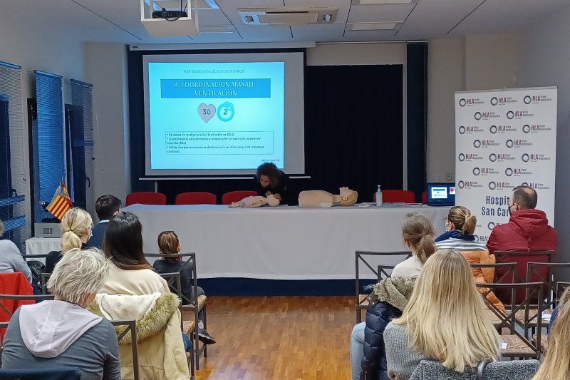 Taller de reanimación pediátrica en Marina de Dénia  Taller de reanimación pediátrica en Marina de Dénia