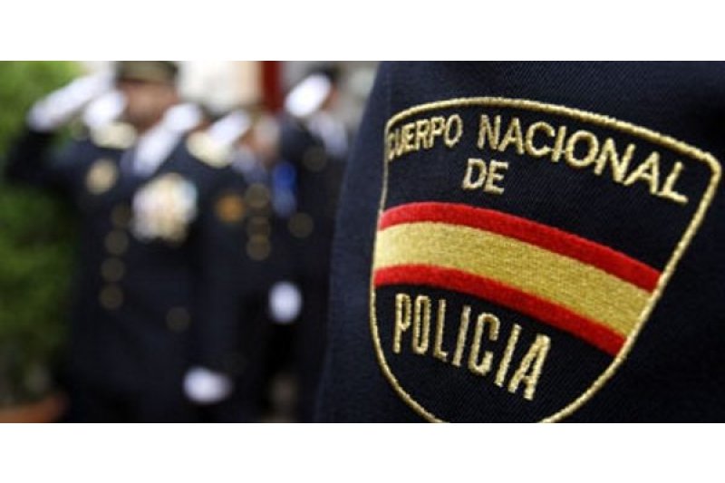 La Policía Nacional identifica a un hombre que realizaba estafas con los alquileres de apartamentos vacacionales en Dénia La Policía Nacional identifica a un hombre que realizaba estafas con los alquileres de apartamentos vacacionales en Dénia