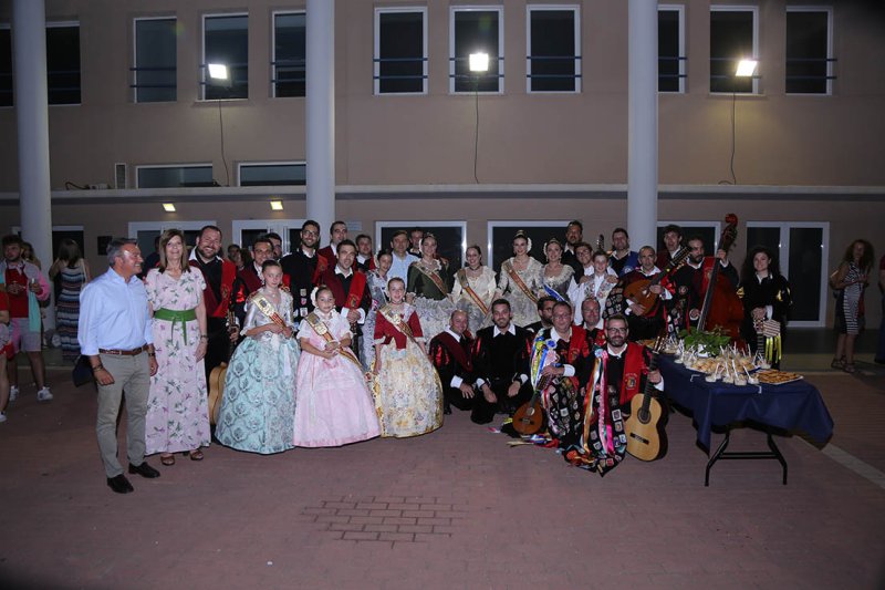 Fogueres continua hui a Xàbia amb una de les Nits dels Focs més participativa dels últims anys Fogueres continua hui a Xàbia amb una de les Nits dels Focs més participativa dels últims anys