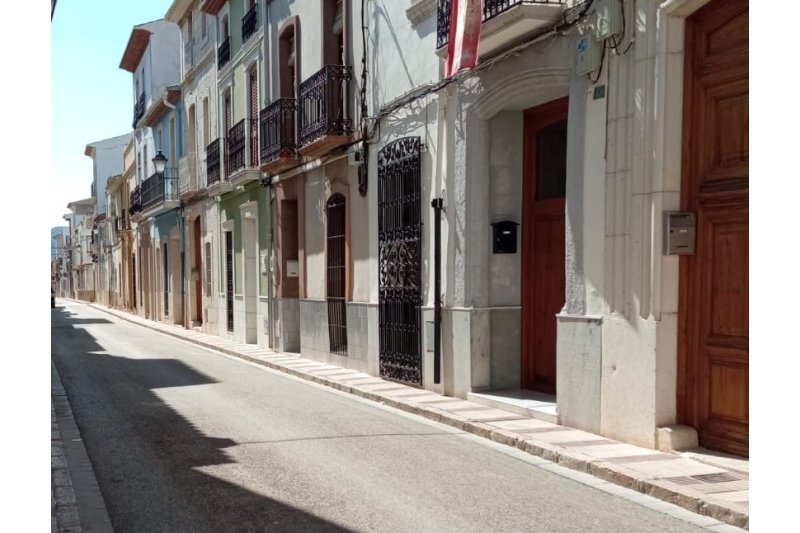 Nuevo ordenamiento del tráfico en Gata para favorecer la movilidad sostenible Nuevo ordenamiento del tráfico en Gata para favorecer la movilidad sostenible